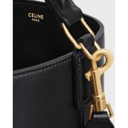 ⁦MEDIUM LOUISE BAG in SMOOTH CALFSKIN⁩ – תמונה ⁦4⁩