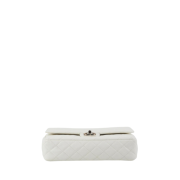 ⁦Medium Classic Double Flap Bag Caviar Skin⁩ – תמונה ⁦6⁩