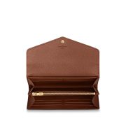 ⁦Sarah Wallet⁩ – תמונה ⁦2⁩