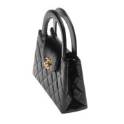 ⁦Chanel Kelly Top Handle⁩ – תמונה ⁦4⁩