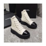 ⁦Chanel Black/Cream Combat Boots⁩ – תמונה ⁦2⁩