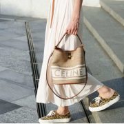 ⁦Canvas Smooth Calfskin Logo Bucket 16⁩ – תמונה ⁦2⁩