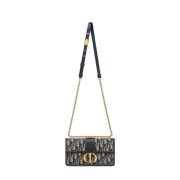 ⁦Montaigne East-West Bag with Chain 30⁩ – תמונה ⁦2⁩