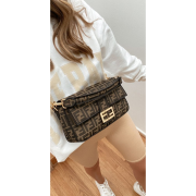 ⁦Baguette-Jacquard FF fabric bag⁩ – תמונה ⁦2⁩