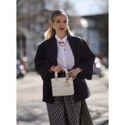 ⁦MEDIUM LADY DIOR BAG⁩ – תמונה ⁦6⁩