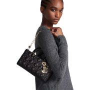⁦MEDIUM LADY D-JOY BAG⁩ – תמונה ⁦5⁩