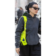 ⁦Le Cagole XS leather shoulder bag⁩ – תמונה ⁦2⁩