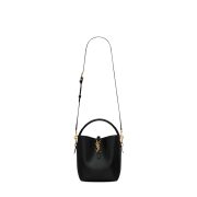 Le 37 small Bucket Bag