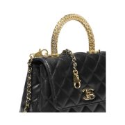 ⁦CHANEL Gold handle Coco⁩ – תמונה ⁦3⁩