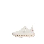 On Running x Loewe – White
