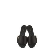 ⁦Chanel CC Logo Slides⁩ – תמונה ⁦4⁩