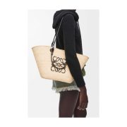 ⁦Medium Anagram Basket bag⁩ – תמונה ⁦3⁩