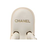 ⁦Charms Thong Sandals – White⁩ – תמונה ⁦3⁩