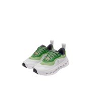 ⁦On Running x Loewe – Green⁩ – תמונה ⁦2⁩
