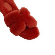 ⁦Oran Sandal With Red Fur⁩ – תמונה ⁦4⁩