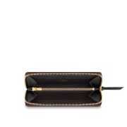 ⁦Clémence Wallet⁩ – תמונה ⁦3⁩