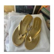 ⁦Chanel Leather flats – gold⁩ – תמונה ⁦3⁩