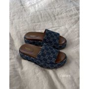 ⁦Platform Slide Sandal⁩ – תמונה ⁦4⁩