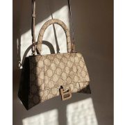 ⁦Gucci x Balenciaga Hourglass Bag⁩ – תמונה ⁦4⁩
