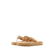 ⁦Charms Thong Sandals – Beige⁩ – תמונה ⁦6⁩
